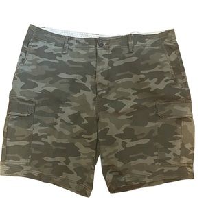 Men’s “George” (green,brown) Camo‎ Cargo Shorts- W40